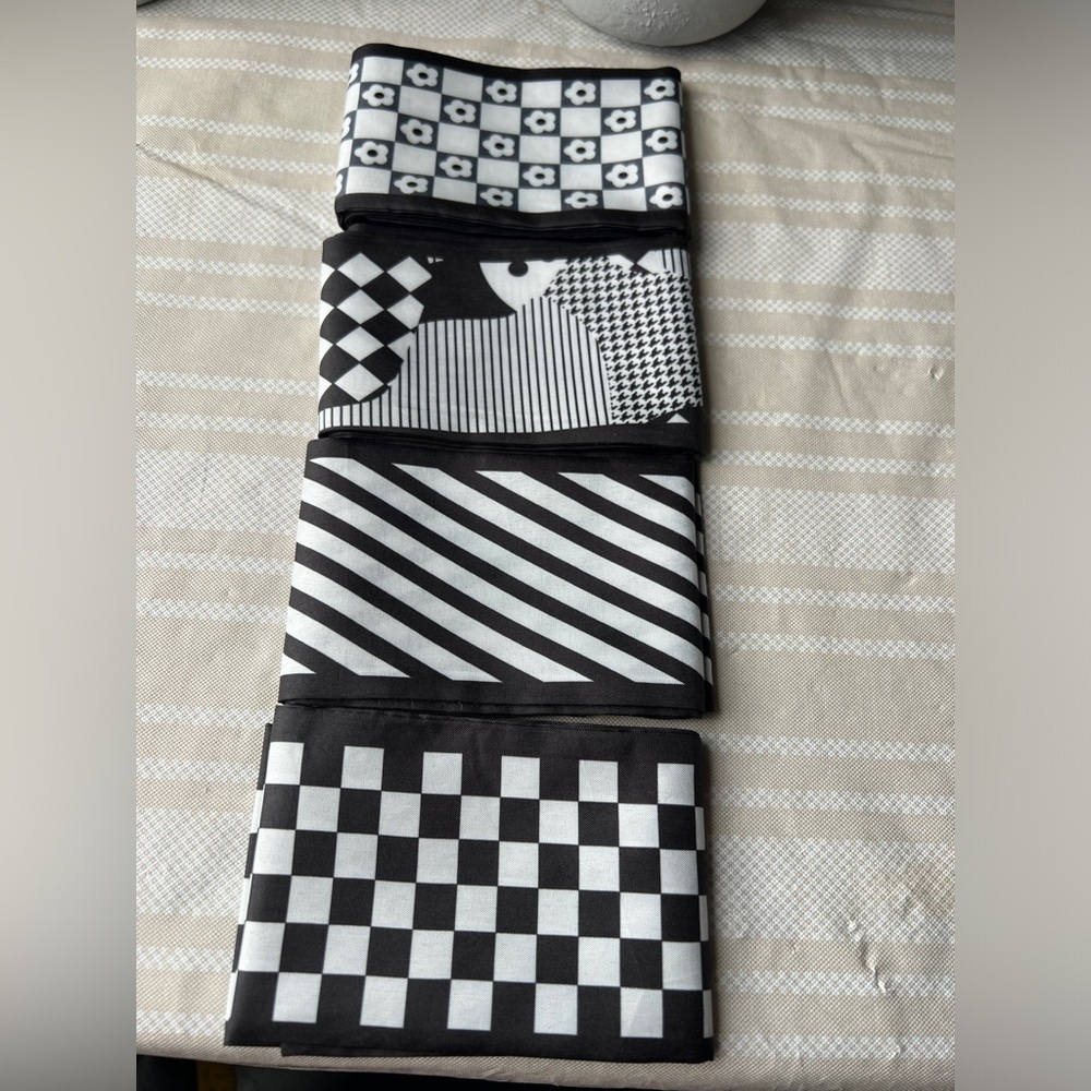 4 pcs Black & White Twilly/Hairbands/Hair ties - Picture 3 of 5